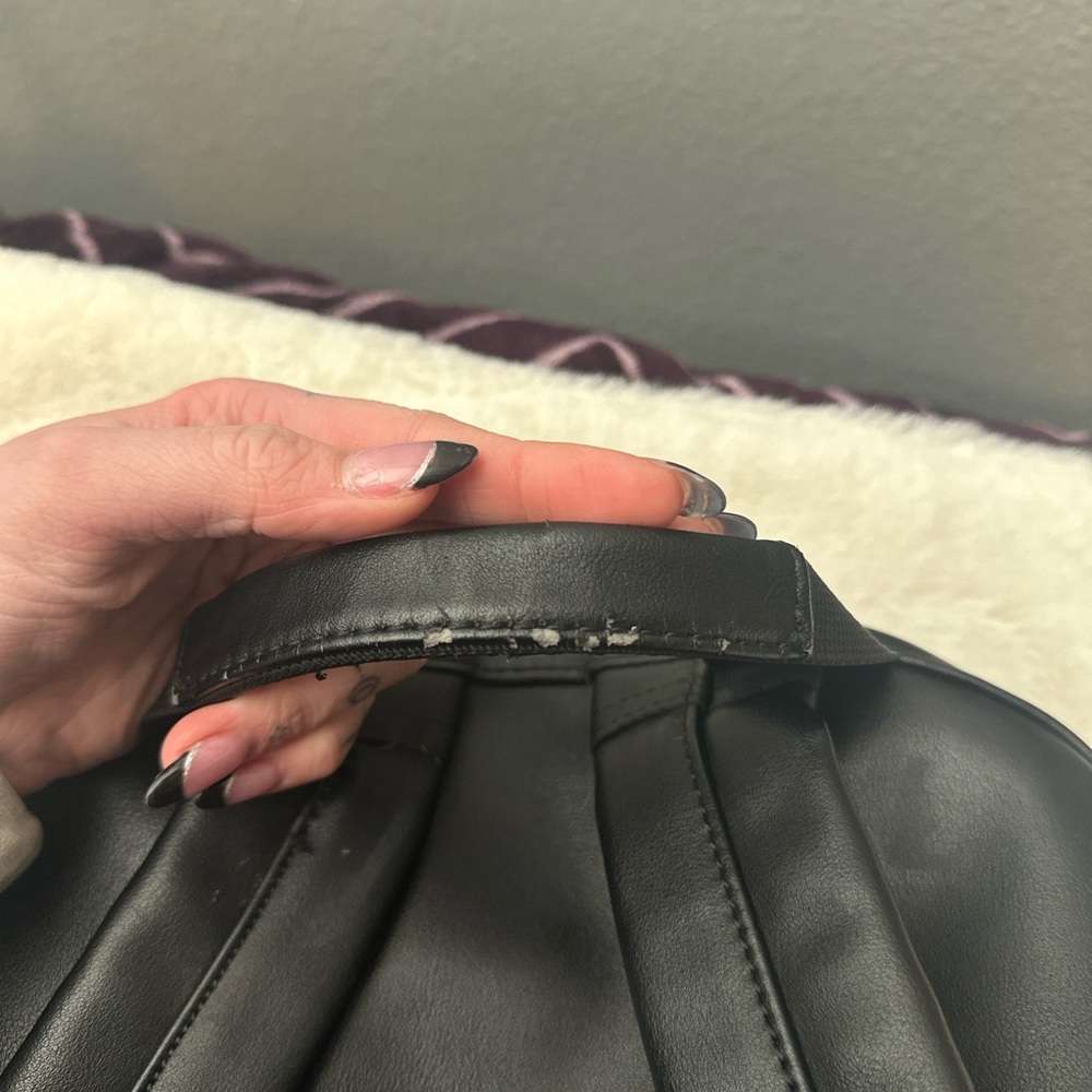 Moleskin black classic backpack - Picture 4 of 8